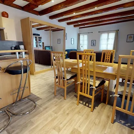 Aux Bijoux De - 1 Parking Gratuit Apartament